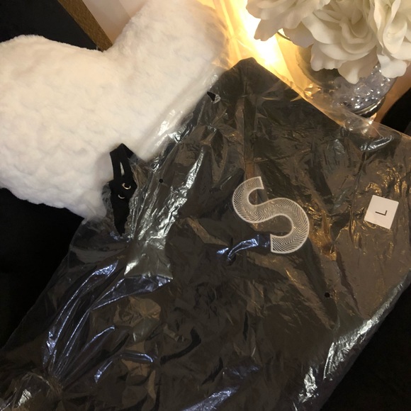 NWT Authentic Supreme S logo hoodie sweatshirt - Picture 3 of 4